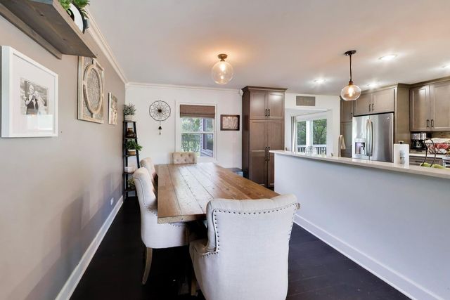 2167 Midhurst Road, Downers Grove, IL 60516