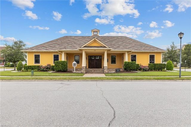 547 Mill Creek PW, Chesapeake, VA 23323