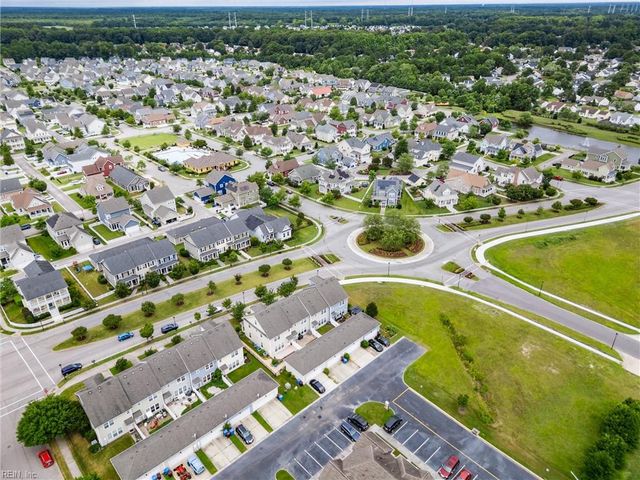547 Mill Creek PW, Chesapeake, VA 23323