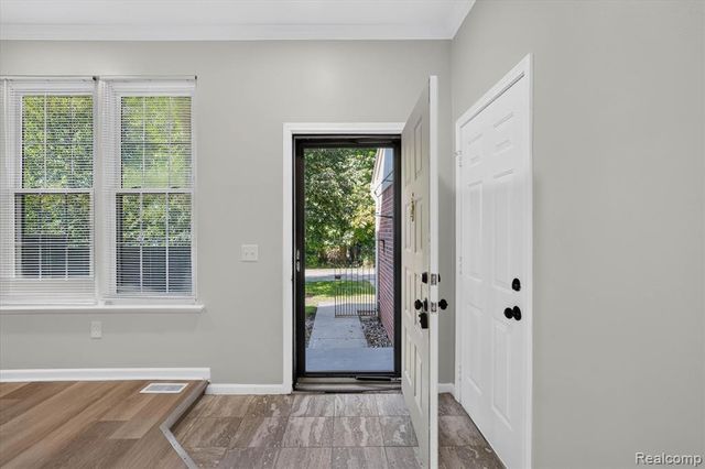 7240 Nottingham Court, West Bloomfield, MI 48322