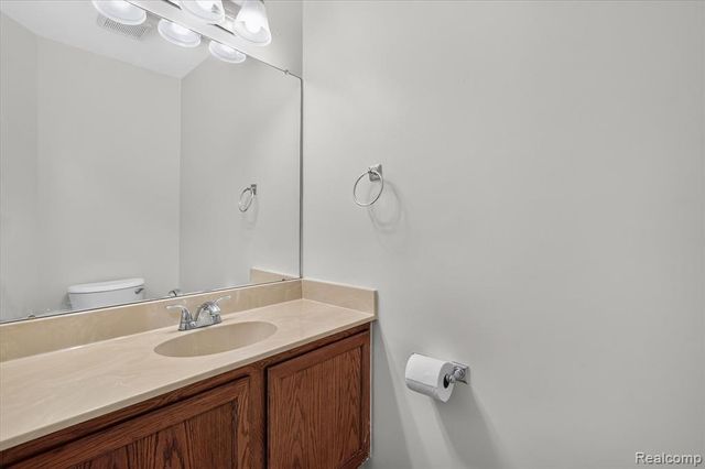 7240 Nottingham Court, West Bloomfield, MI 48322