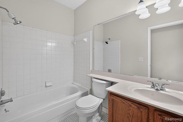 7240 Nottingham Court, West Bloomfield, MI 48322
