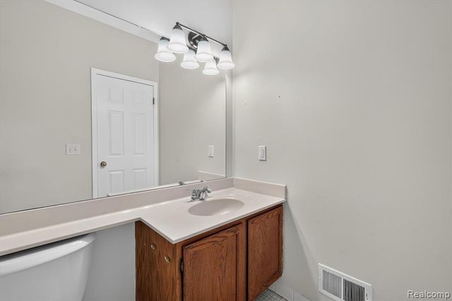 7240 Nottingham Court, West Bloomfield, MI 48322