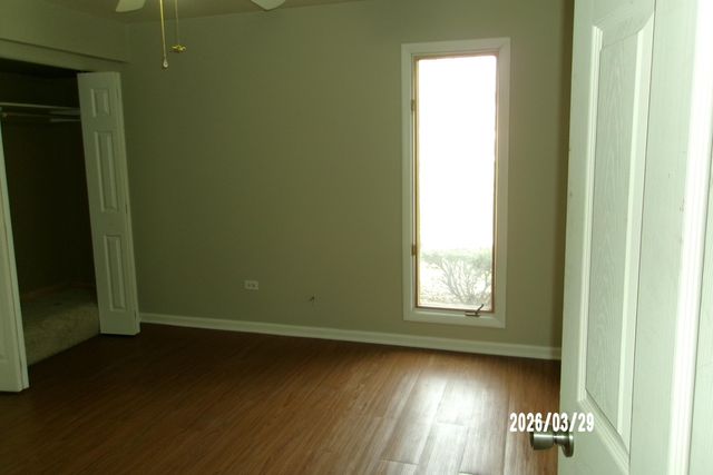 405 Old Stone Road E2, Munster, IN 46321