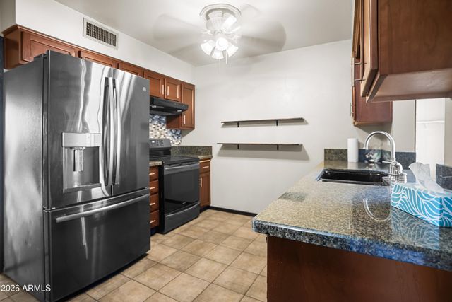 11120 W Desert Butte Drive, Sun City, AZ 85351