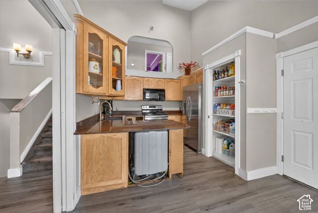 1162 E 5700 S, South Ogden, UT 84405
