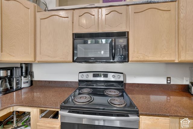 1162 E 5700 S, South Ogden, UT 84405