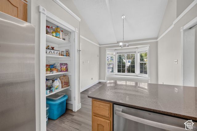 1162 E 5700 S, South Ogden, UT 84405