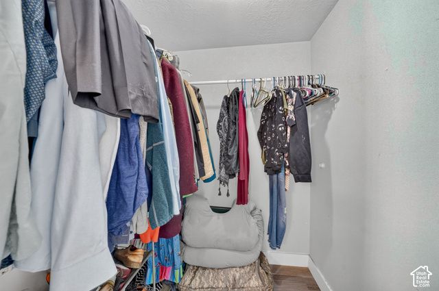 1162 E 5700 S, South Ogden, UT 84405