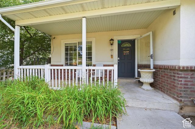 1162 E 5700 S, South Ogden, UT 84405