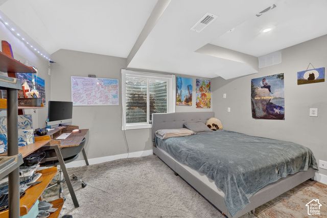 1162 E 5700 S, South Ogden, UT 84405
