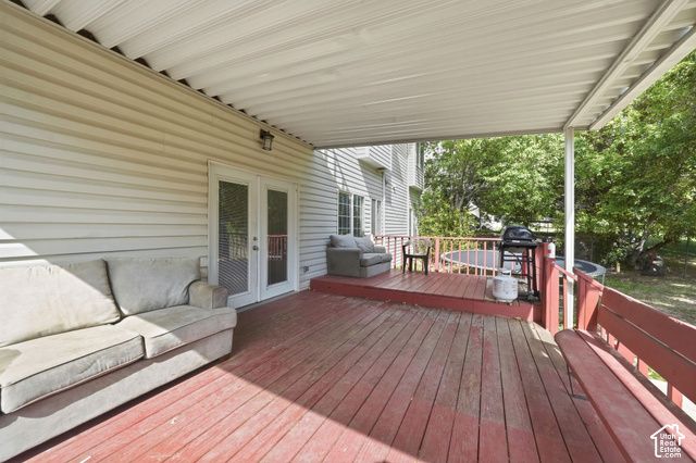 1162 E 5700 S, South Ogden, UT 84405