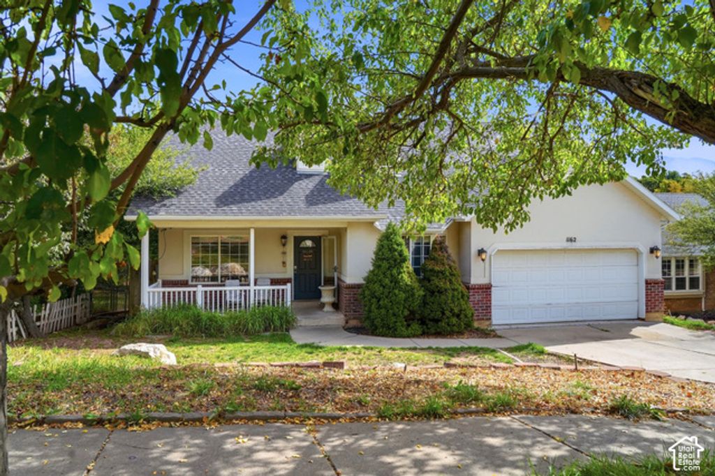1162 E 5700 S, South Ogden, UT 84405