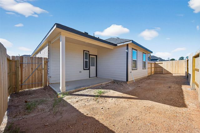 9734 Enclave Ridge Road, Willis, TX 77318