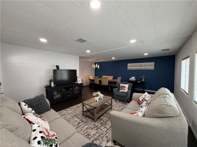 2601 E Victoria 166, Rancho Dominguez, CA 90220