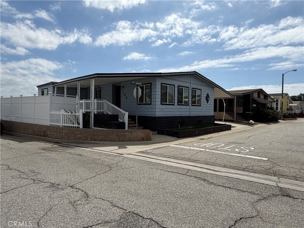 2601 E Victoria 166, Rancho Dominguez, CA 90220 — photo 2