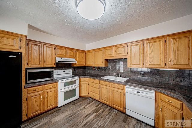 2305 Henryanna Avenue, Idaho Falls, ID 83404