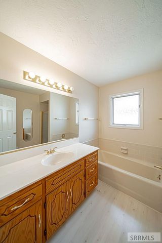 2305 Henryanna Avenue, Idaho Falls, ID 83404