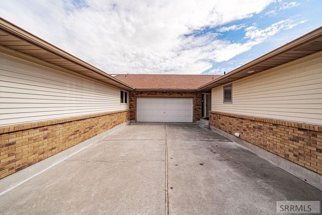 2305 Henryanna Avenue, Idaho Falls, ID 83404