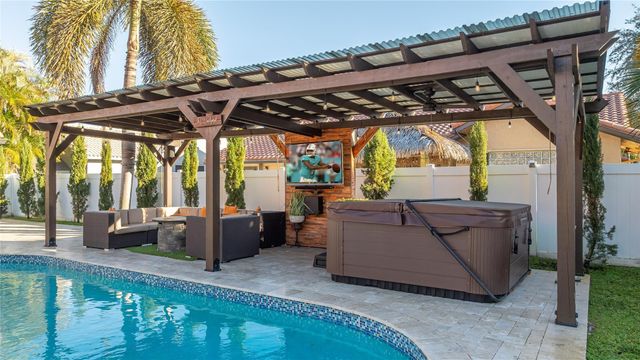 6484 NW 55th Manor, Coral Springs, FL 33067