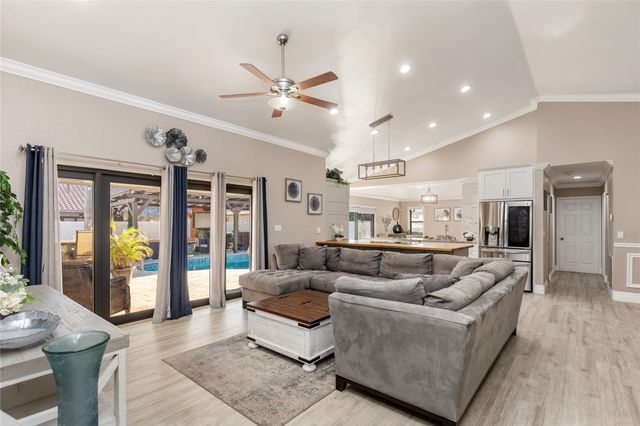 6484 NW 55th Manor, Coral Springs, FL 33067