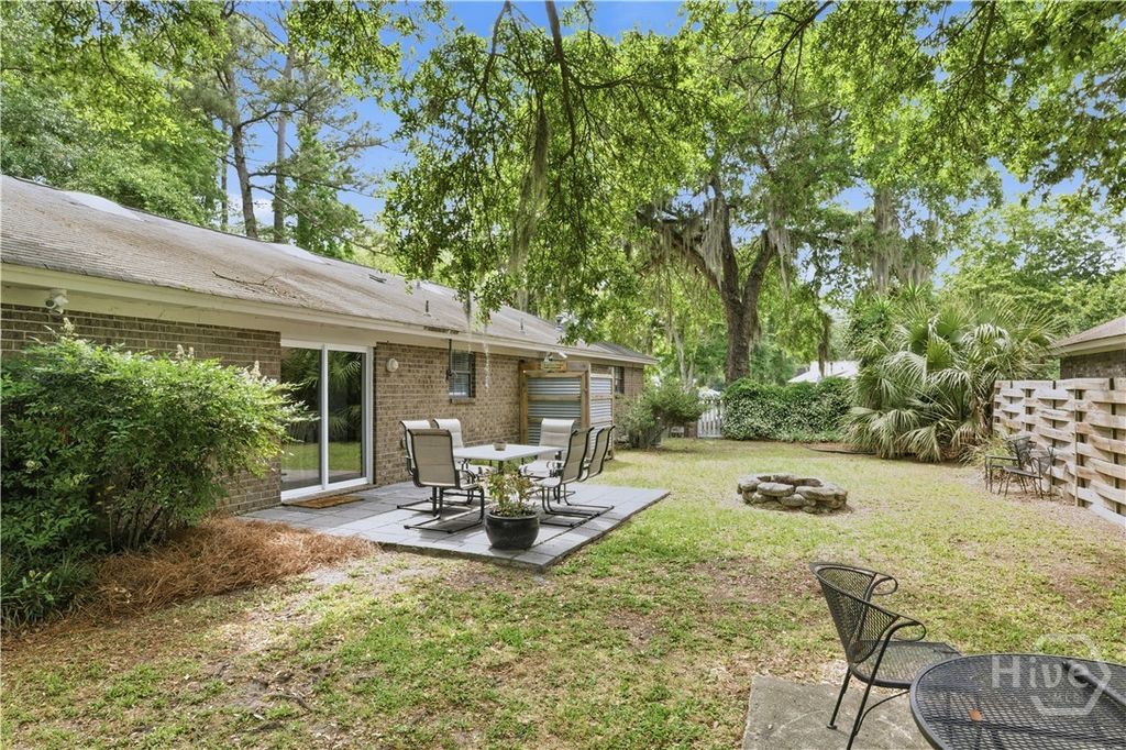 Image 23 of property listing at 201 Blue Heron Drive, Savannah, GA 31410