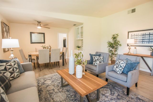 6282 Denslow Way, Sacramento, CA 95823