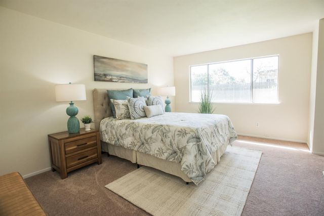 6282 Denslow Way, Sacramento, CA 95823