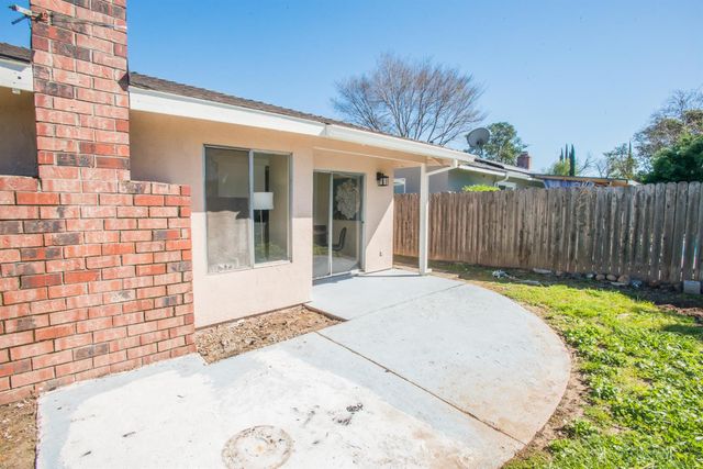 6282 Denslow Way, Sacramento, CA 95823