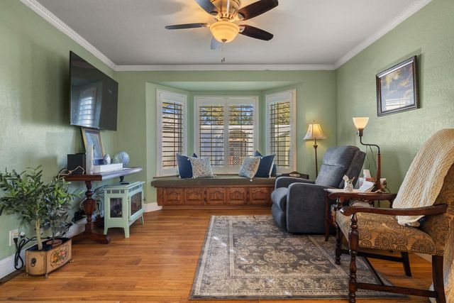 2241 Rochelle Ave, Turlock, CA 95382