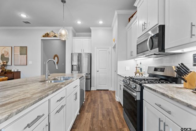 122 Kingston Crossing Lane, Bullard, TX 75757