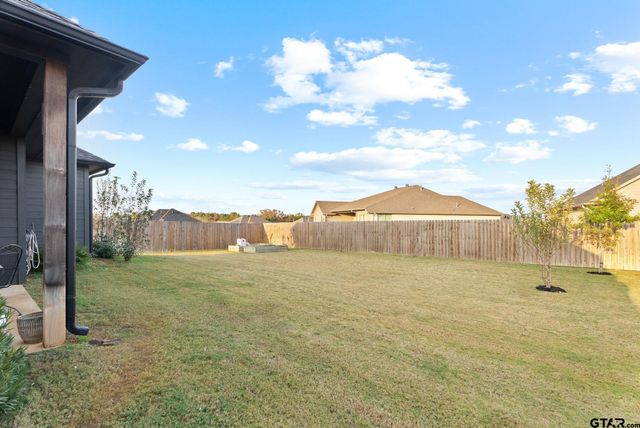 122 Kingston Crossing Lane, Bullard, TX 75757