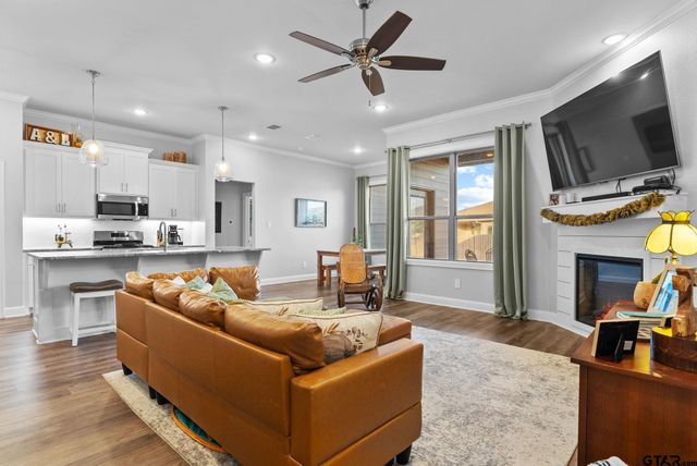 122 Kingston Crossing Lane, Bullard, TX 75757