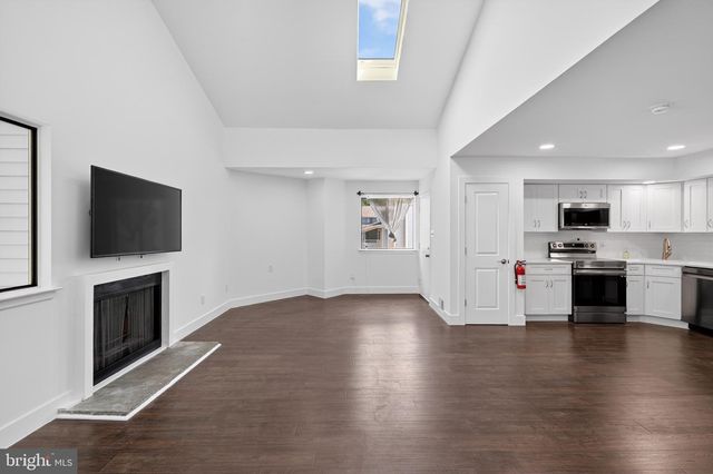 5104 TRACY CT, Voorhees, NJ 08043