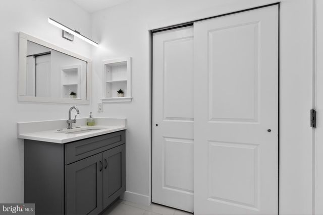 5104 TRACY CT, Voorhees, NJ 08043