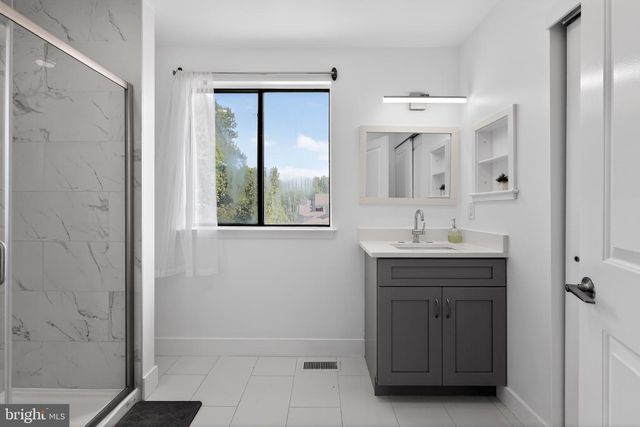 5104 TRACY CT, Voorhees, NJ 08043