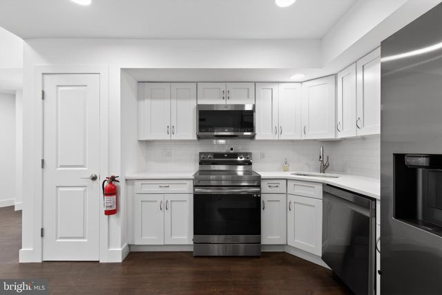 5104 TRACY CT, Voorhees, NJ 08043