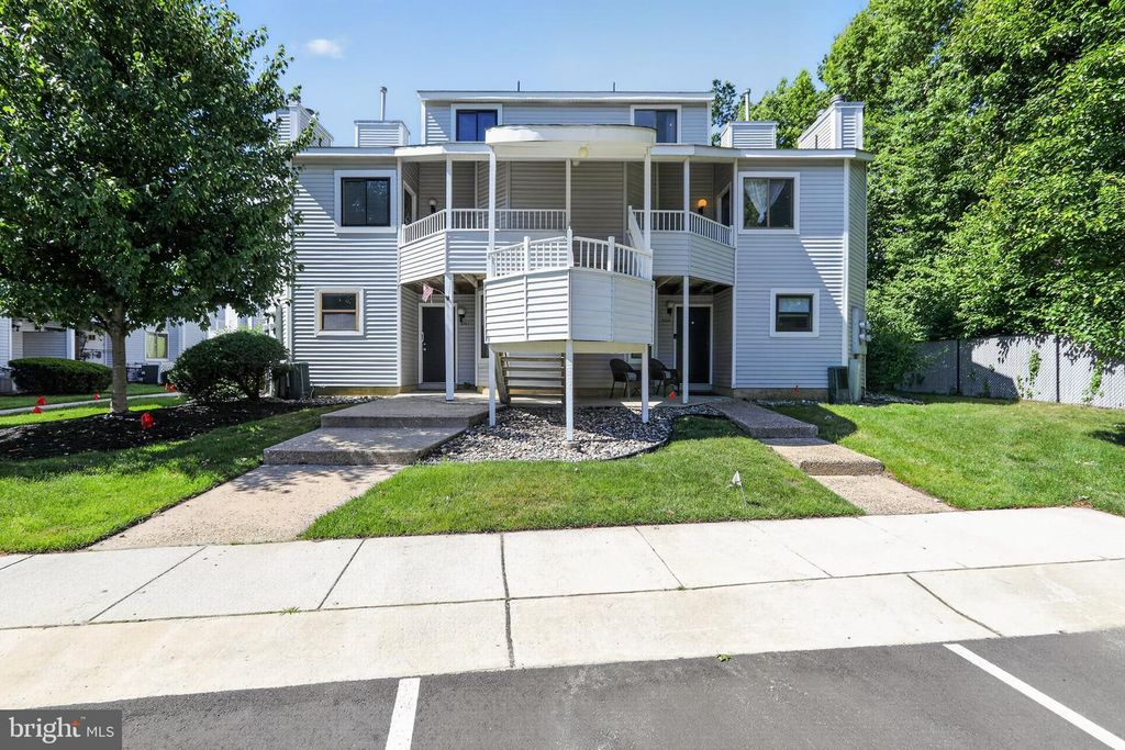 5104 TRACY CT, Voorhees, NJ 08043