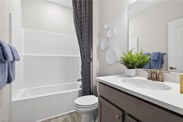 MM Poppy, Suffolk, VA 23434