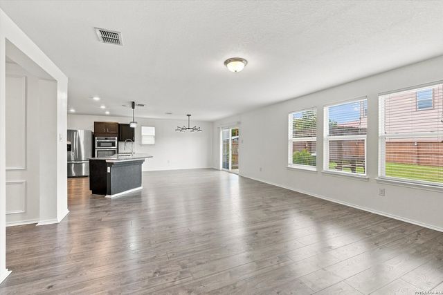 6523 Wind Arbor, San Antonio, TX 78239
