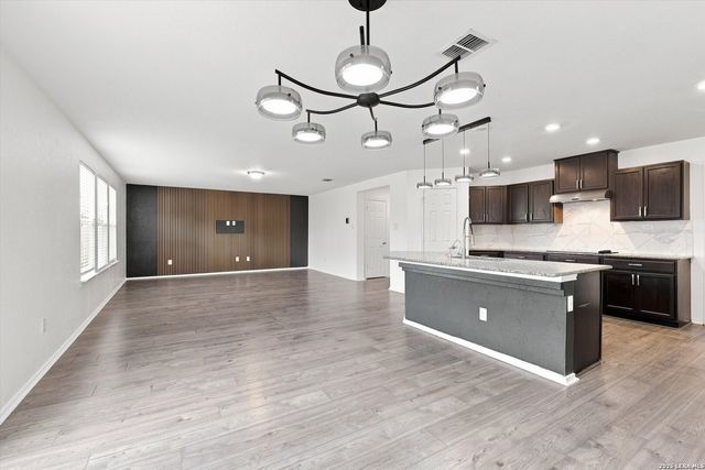 6523 Wind Arbor, San Antonio, TX 78239