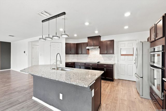 6523 Wind Arbor, San Antonio, TX 78239
