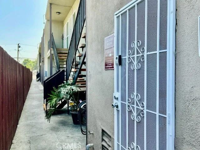 815 N Rose 1, Compton, CA 90221