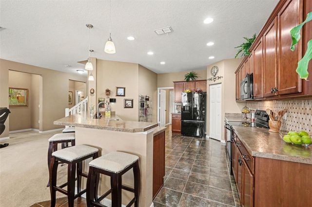 7620 TANGLE RUSH DRIVE, Gibsonton, FL 33534