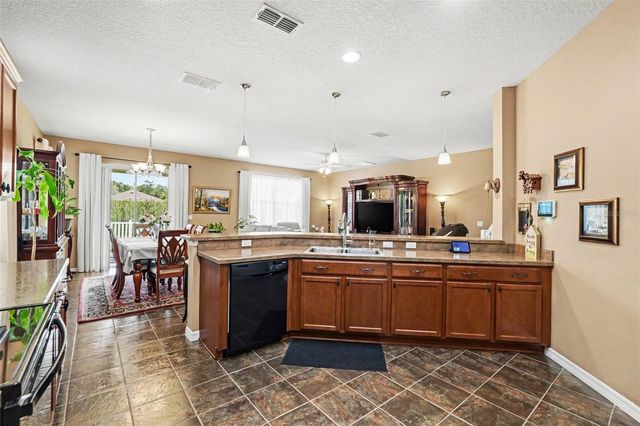 7620 TANGLE RUSH DRIVE, Gibsonton, FL 33534