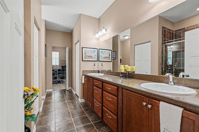7620 TANGLE RUSH DRIVE, Gibsonton, FL 33534