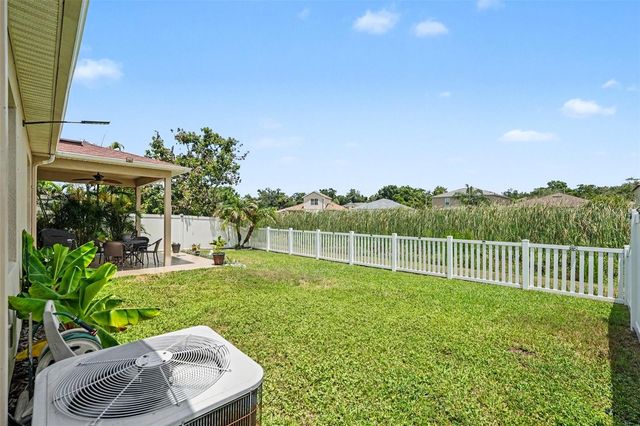 7620 TANGLE RUSH DRIVE, Gibsonton, FL 33534