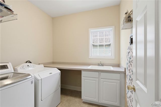 132 Casterbridge Lane, Lysander, NY 13027