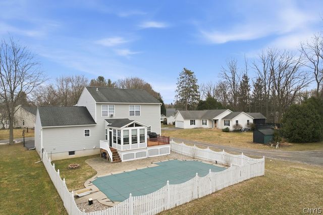 132 Casterbridge Lane, Lysander, NY 13027