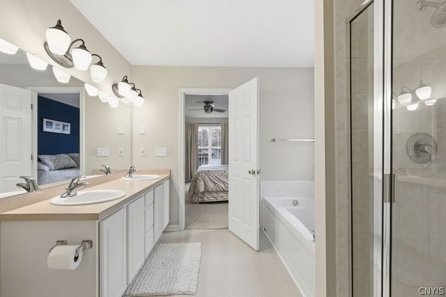 132 Casterbridge Lane, Lysander, NY 13027